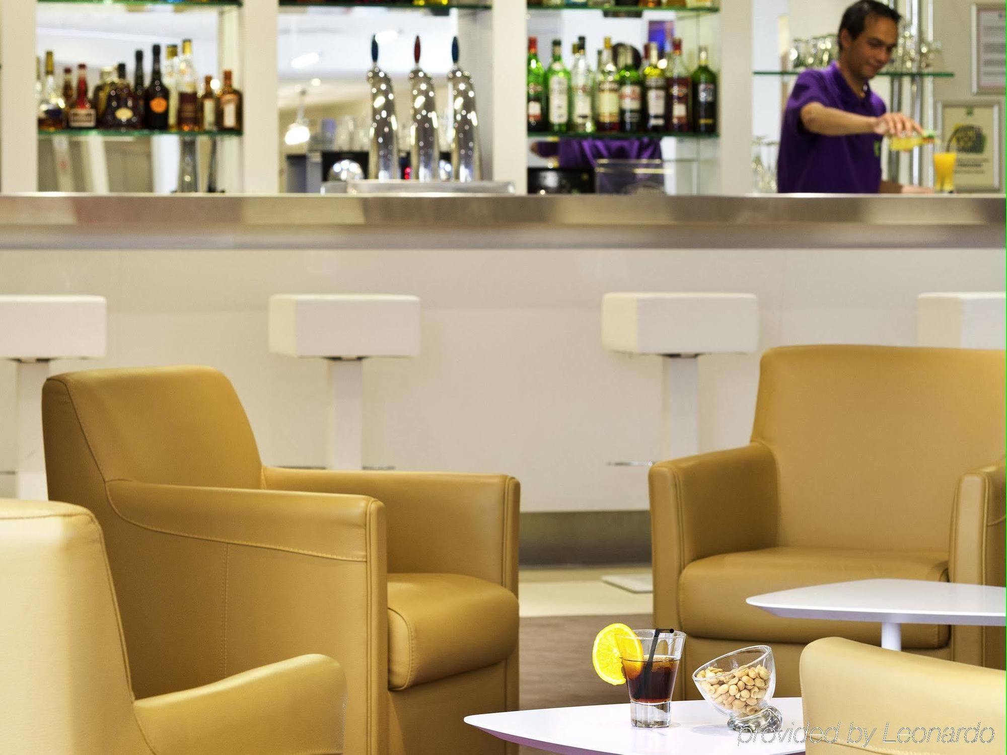 Mercure Paris Le Bourget Aeroport Hotel Le Blanc-Mesnil Restoran foto