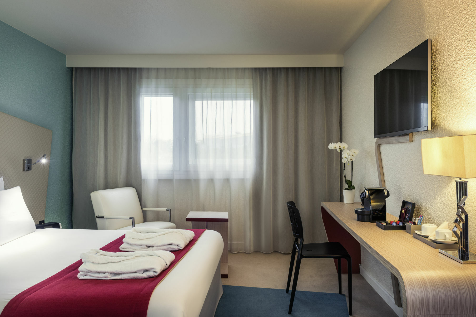 Mercure Paris Le Bourget Aeroport Hotel Le Blanc-Mesnil Bagian luar foto