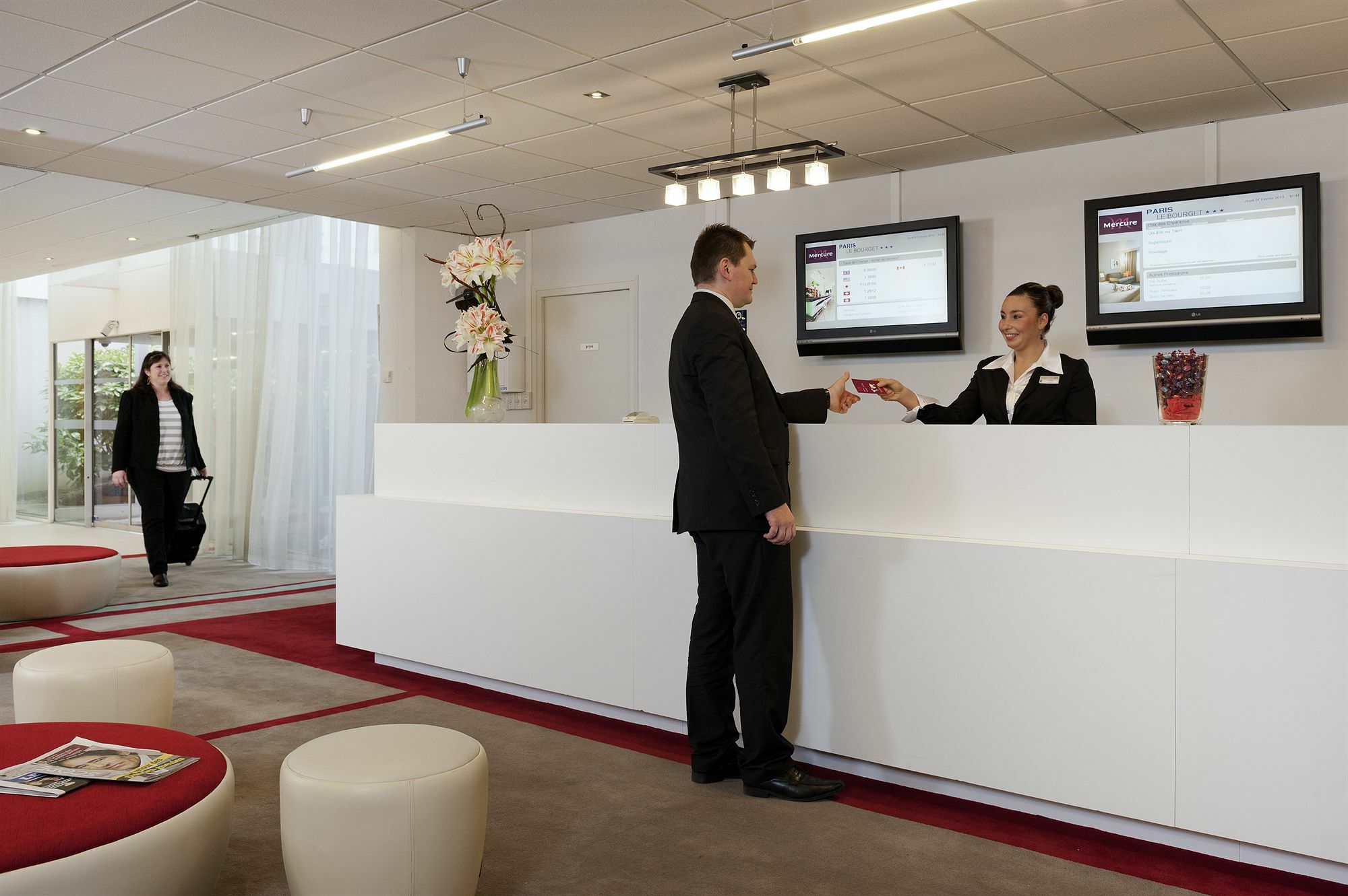 Mercure Paris Le Bourget Aeroport Hotel Le Blanc-Mesnil Bagian luar foto